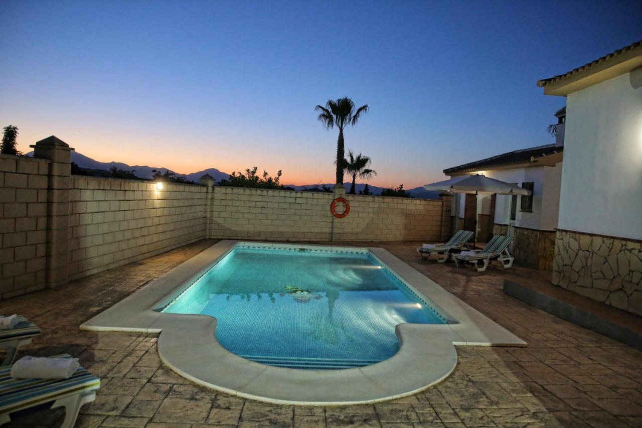 Casa Rural Tipica Andaluza, Wifi,Piscina, Barbacoa, Aire Acondicionado, 5Min Centros 알하우린엘그란데 외부 사진